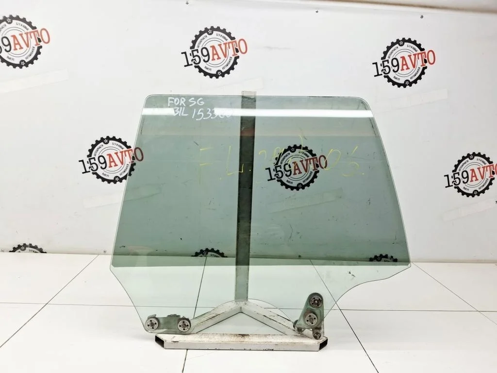 Стекло двери задней левой Subaru Forester S11, SG