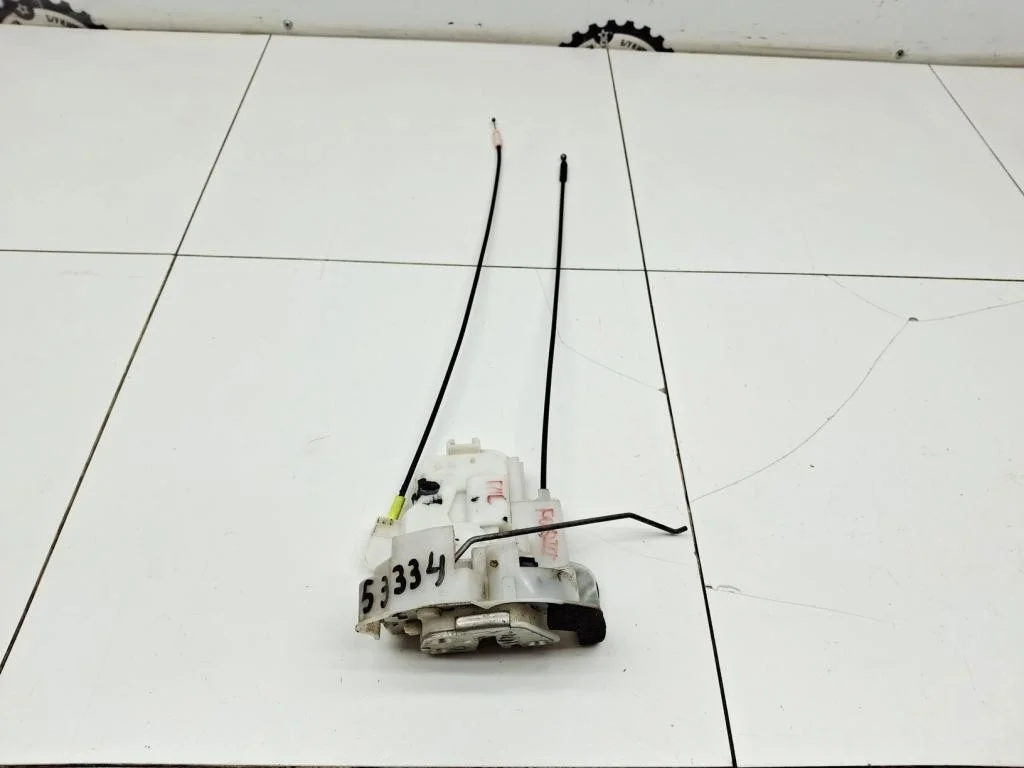 Замок двери передней левой Subaru Forester S12, SH