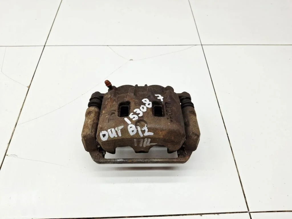 Суппорт передний левый Subaru Outback B12, BH