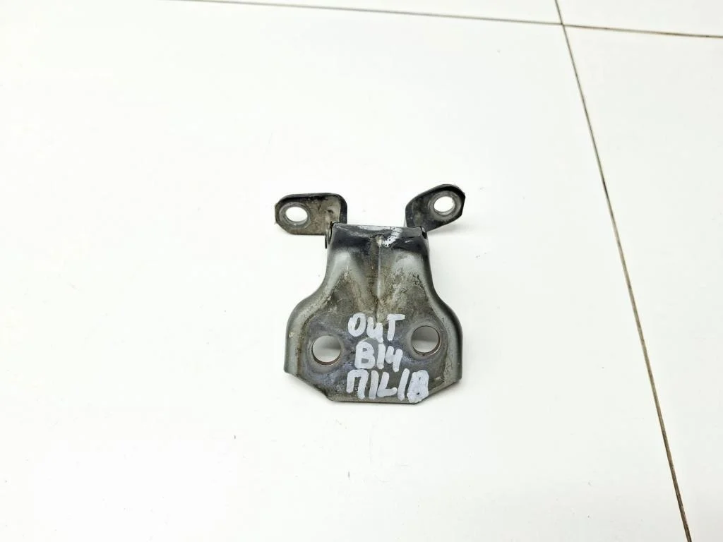 Петля двери передней Subaru Legacy B14, BM, BR