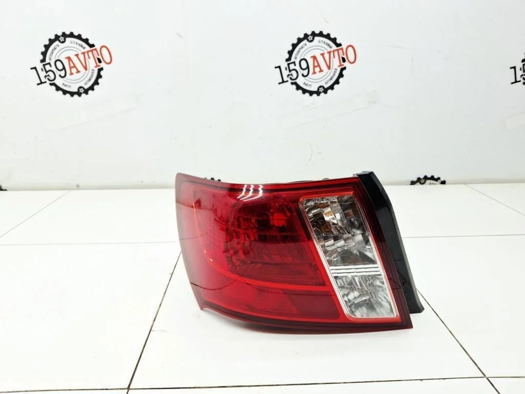 Фонарь задний левый Subaru Impreza G12, GE, GH