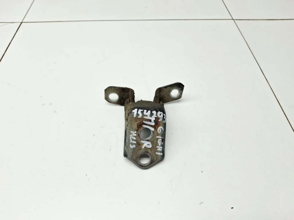 Петля двери передней правой нижняя Mazda 6 2009 GH