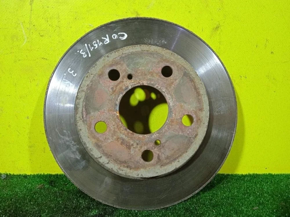 Диск тормозной Toyota Corolla 2010 4243112260 150 1ZRFE, задний
