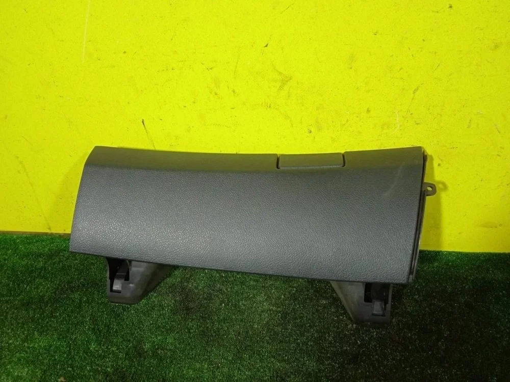 Бардачок Toyota Corolla 2010 5504112050B0 150 1ZRFE