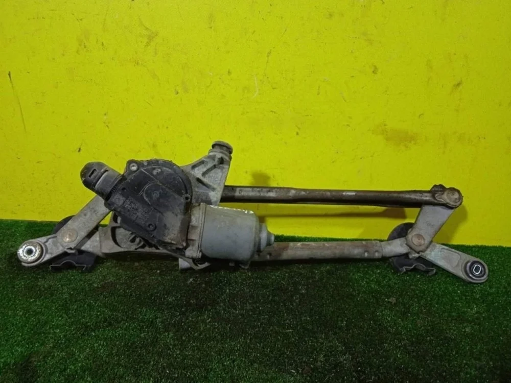 Стеклоочиститель Toyota Corolla 2010 8515012A30 150 1ZRFE