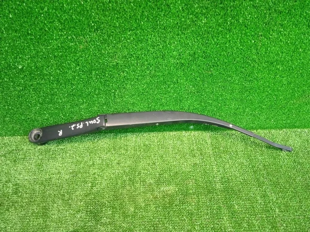 Поводок стеклоочистителя Kia Soul 2017 98302B2000 PS G4NA, правый