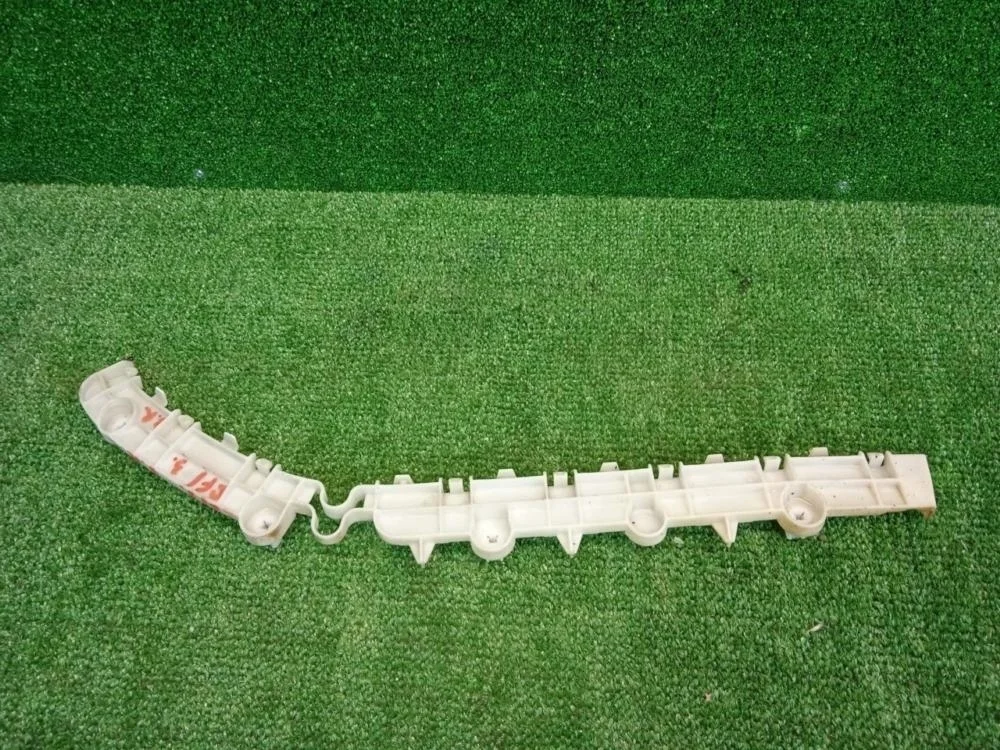 Кронштейн бампера Mitsubishi Outlander 2012 6410C154 GF 4B11, задний правый