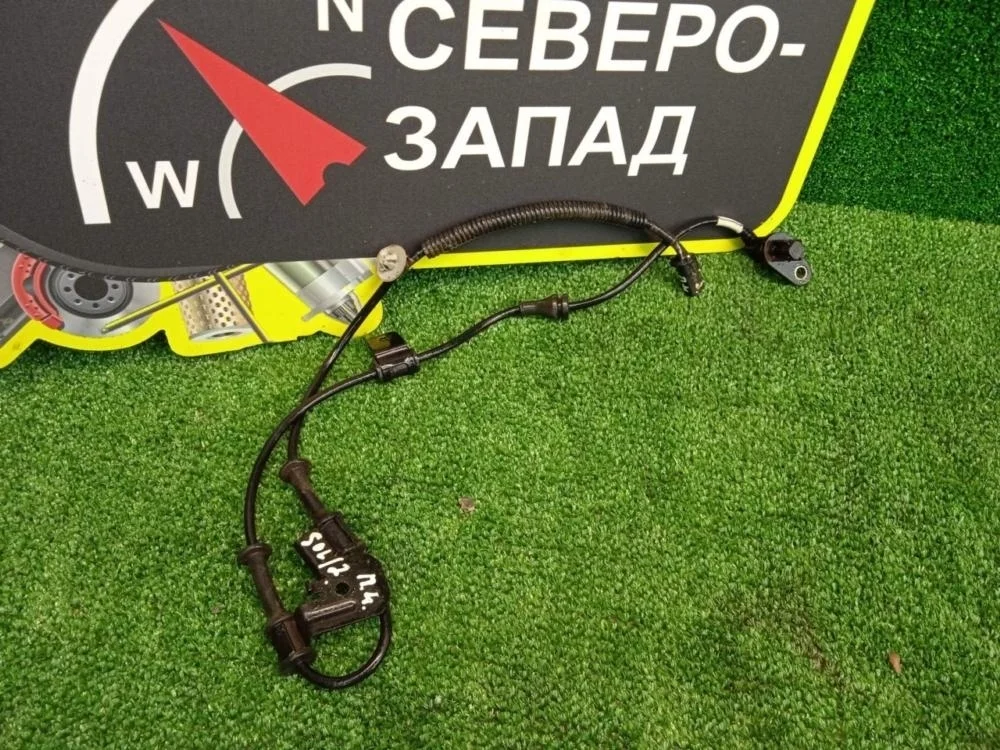 Датчик ABS Hyundai Solaris 2013 956701R000 RB G4FC, передний левый