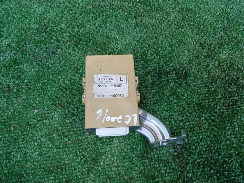 Блок электронный Toyota Land Cruiser 2011 8911160060 200 1VDFTV