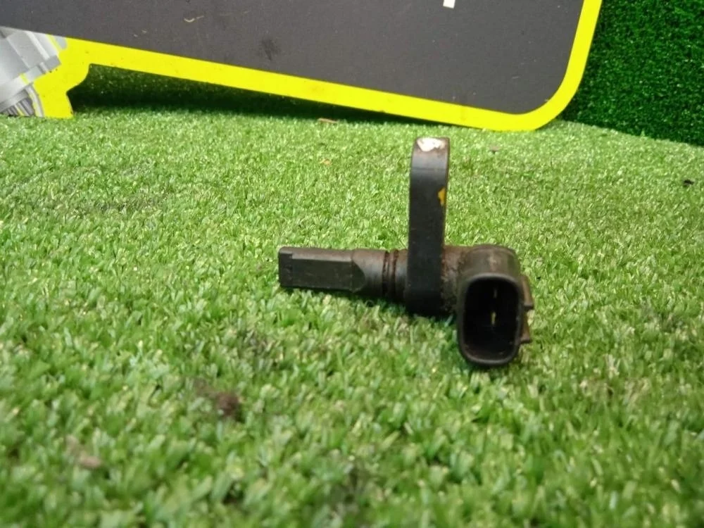 Датчик ABS Toyota Land Cruiser 2011 8954260050 200 1VDFTV, передний правый