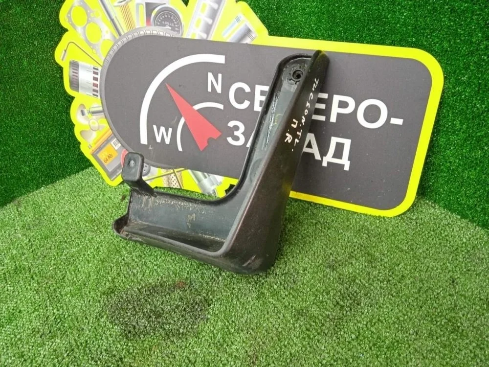 Брызговик Hyundai Tucson 2018 86832D7000 TL G4FJ, передний правый