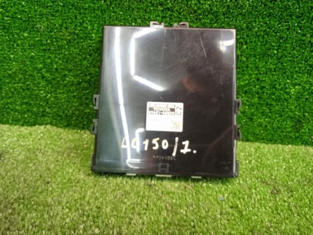 Блок электронный Toyota Land Cruiser Prado 2012 8968160020 150 1GRFE