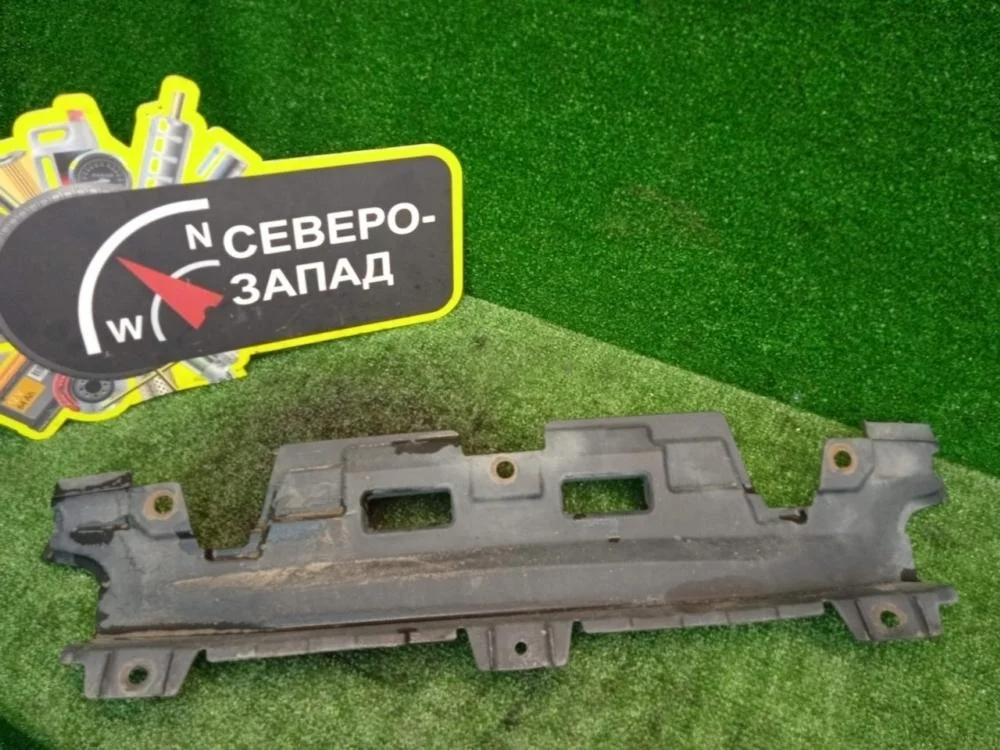 Дефлектор радиатора Toyota Land Cruiser Prado 2012 5212960020 150 1GRFE