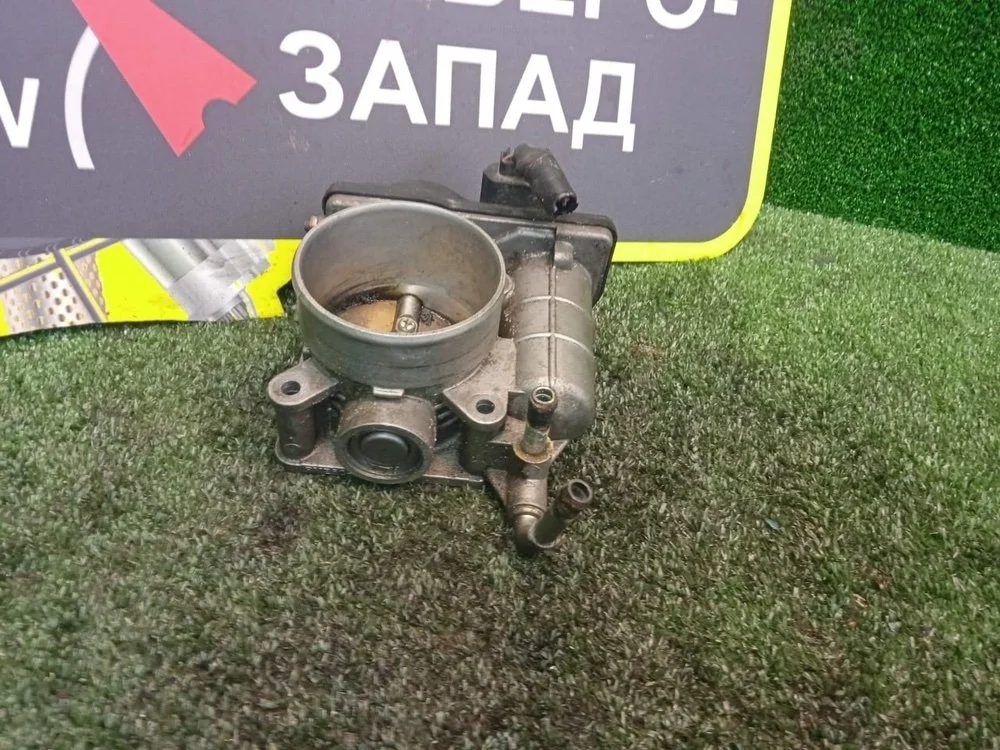 Дроссельная заслонкa Nissan X-Trail 2010 16119EN20C T31 MR20