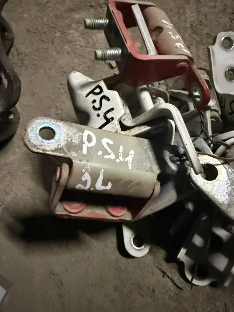 Петля двери Kia Soul 2018 793202K000 PS G4NA, передняя левая