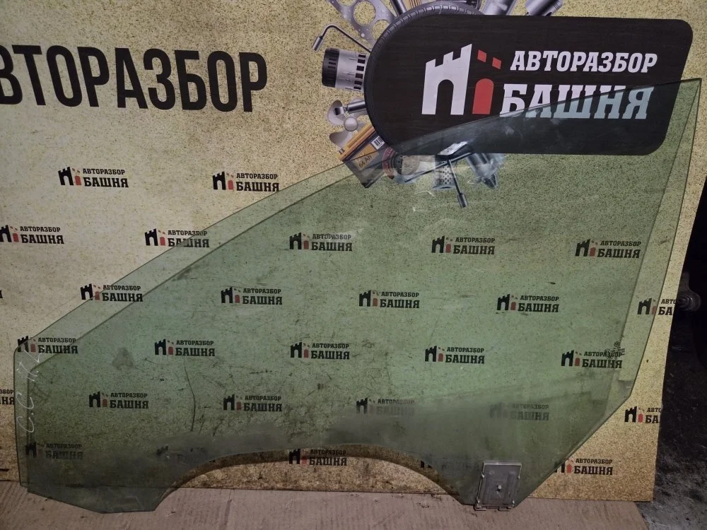 Стекло двери Volkswagen Passat CC 3C8845201C, переднее левое