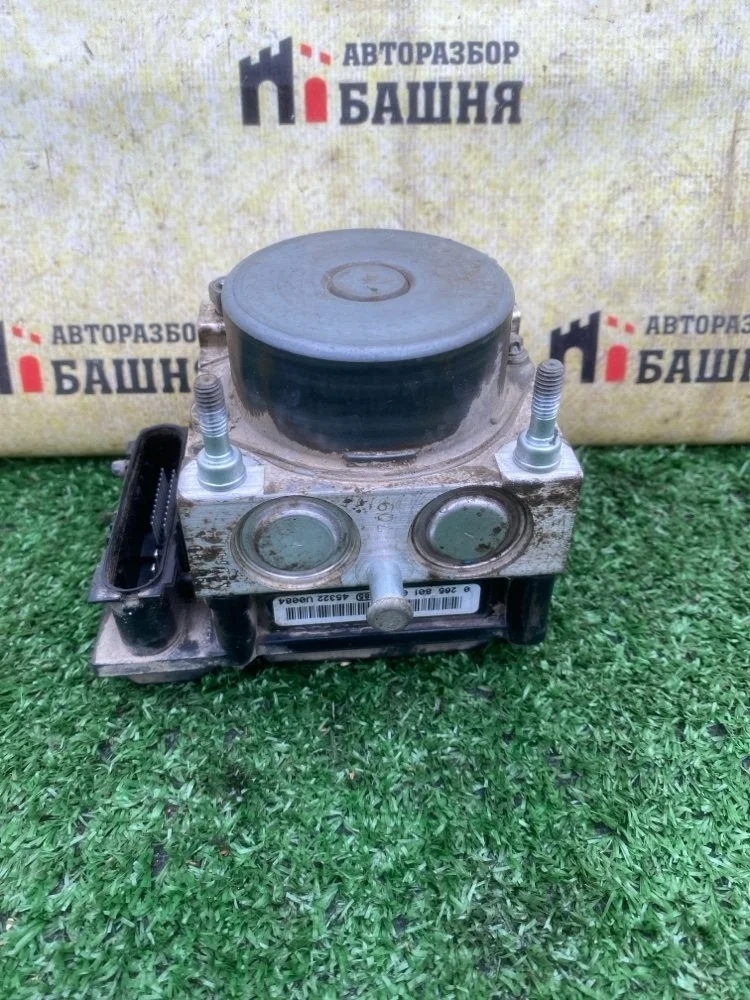 Блок управления ABS Nissan Almera 2014 476604AA0A G15 K4M