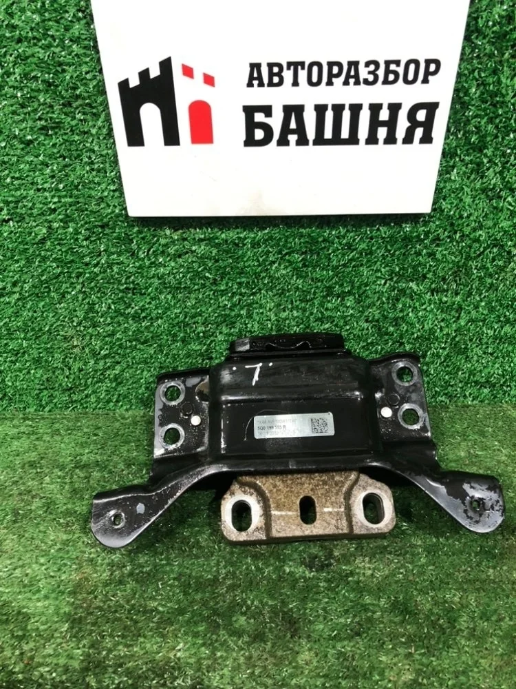 Подушка двигателя Skoda Octavia 2013 5Q0199555Q A7 CJZA, левая
