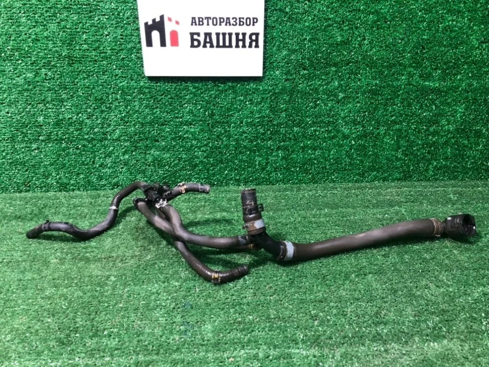 Патрубок системы охлаждения Skoda Octavia 2013 5Q0122051BD A7 CJZA