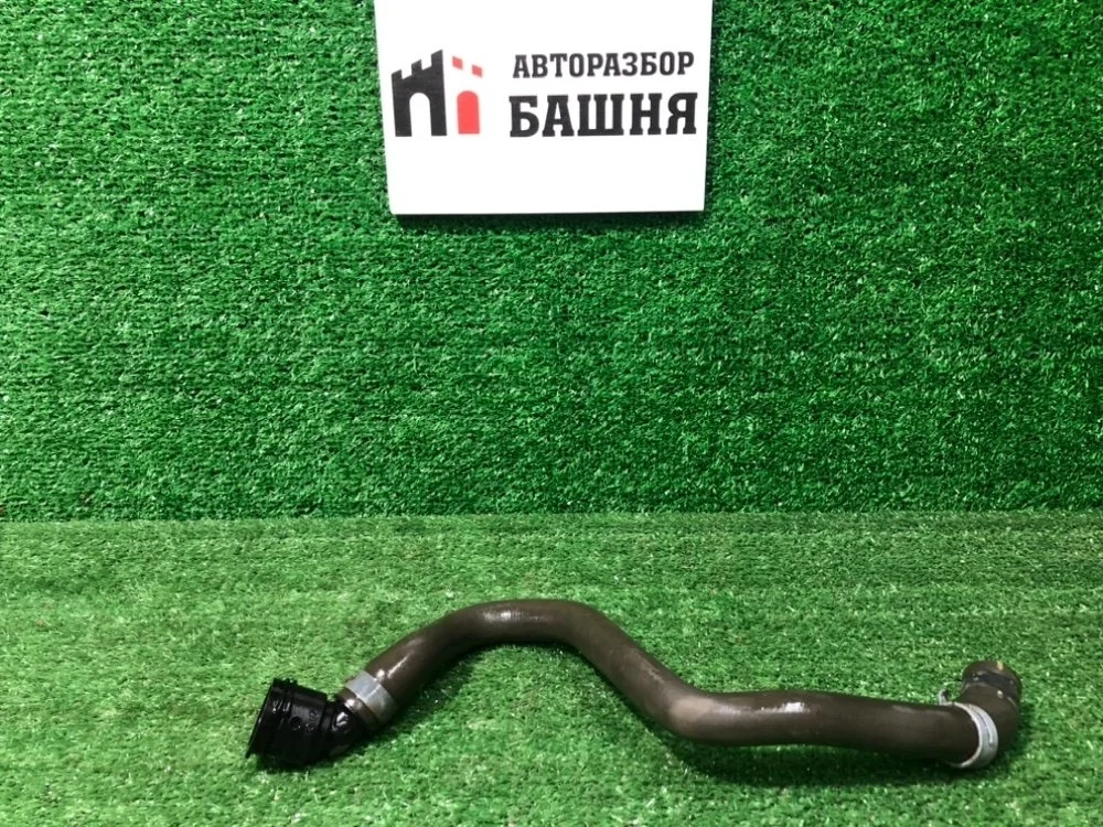 Патрубок системы охлаждения Skoda Octavia 2013 5Q0121049AC A7 CJZA