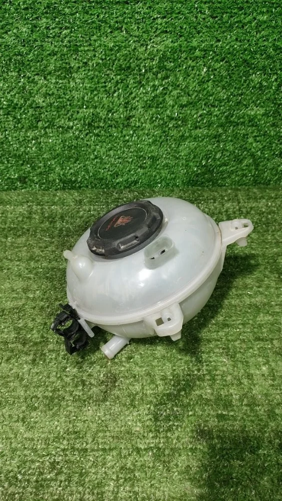 Бачок расширительный Volkswagen Tiguan 2019 5Q0121407AA 2 CZDA