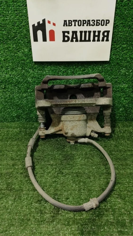 Суппорт Volkswagen Tiguan 2019 8V0615123D 2 CZDA, передний левый