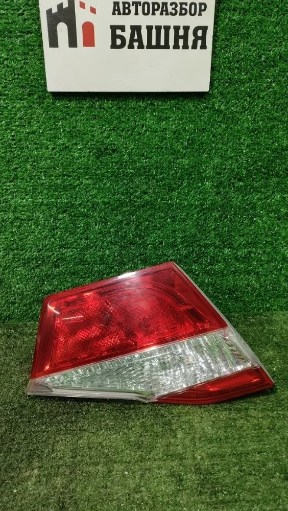 Фонарь внутренний Toyota Camry 2012 8159133200 50 2ARFE, левый