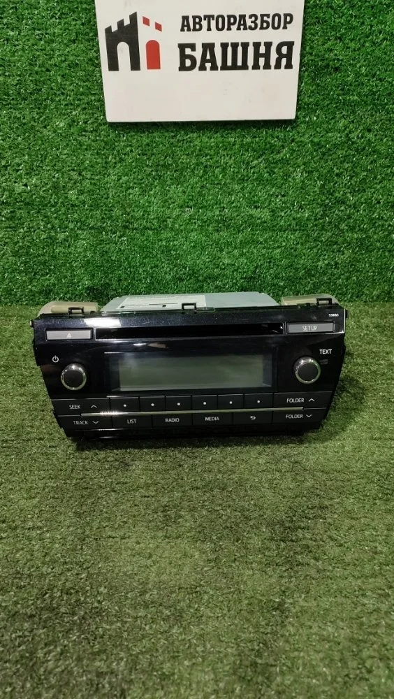 Магнитола Toyota Corolla 2013 8612002F70 180 1NRFE