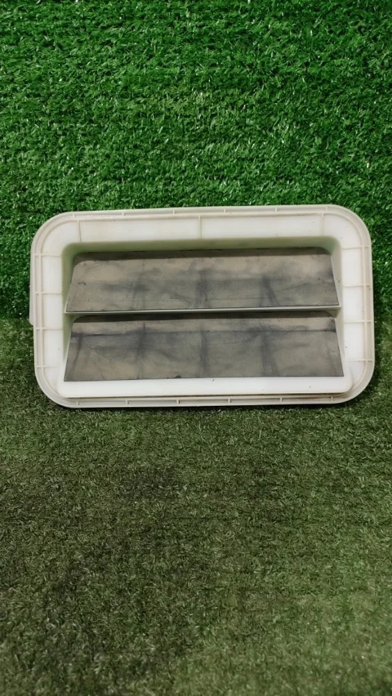 Решетка вентиляционная Toyota Corolla 2013 6294002121 180 1NRFE, задняя