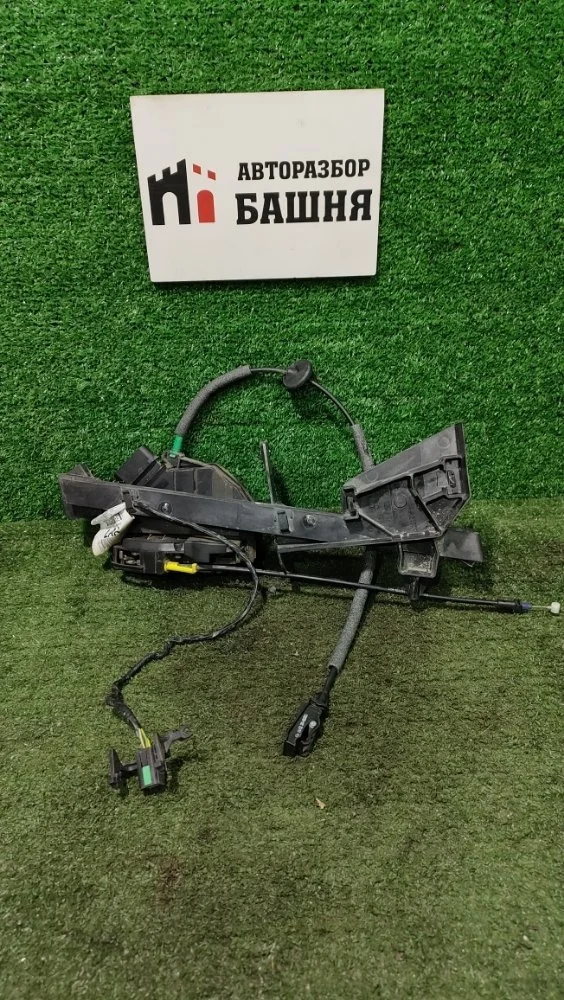 Замок двери Ford Kuga 2018 2070970 CBS M8MB (1.5), передний левый