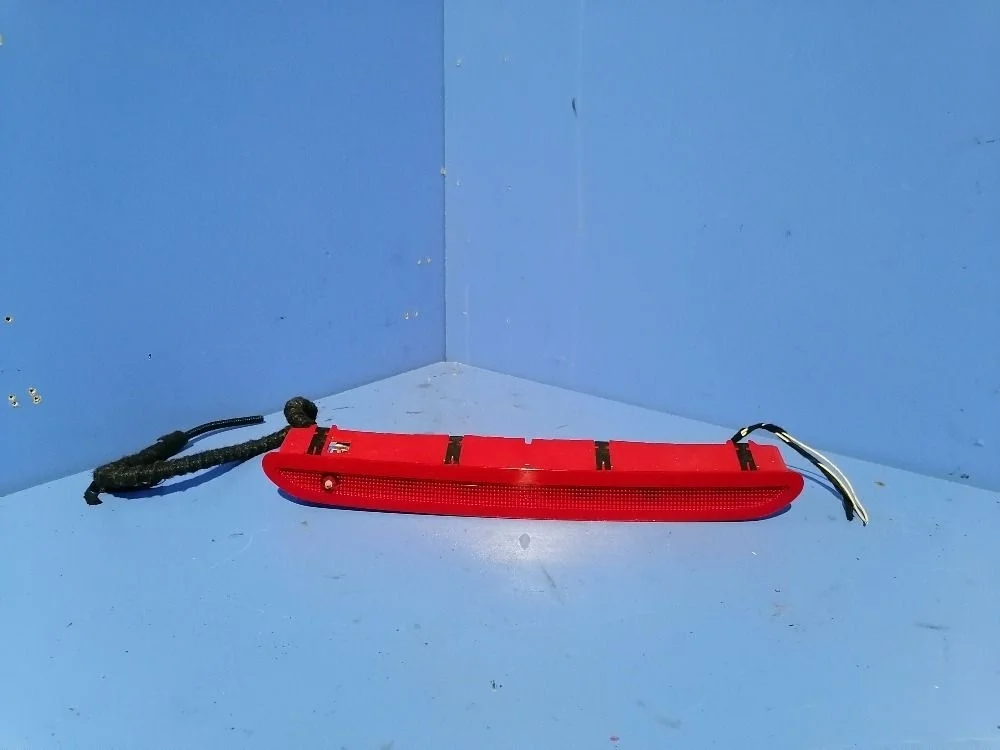 Фонарь задний (стоп сигнал) Volkswagen Golf Mk7 (2012—2017)