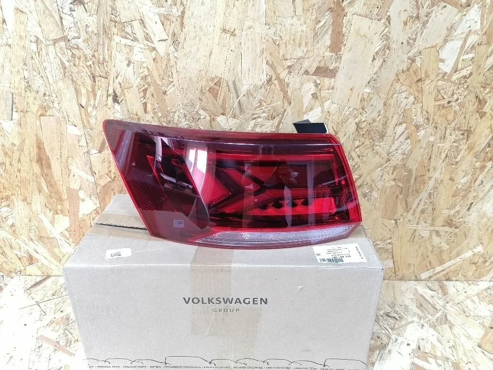 Фонарь зад лев (в крыло) Volkswagen Taos I (2020—2025)