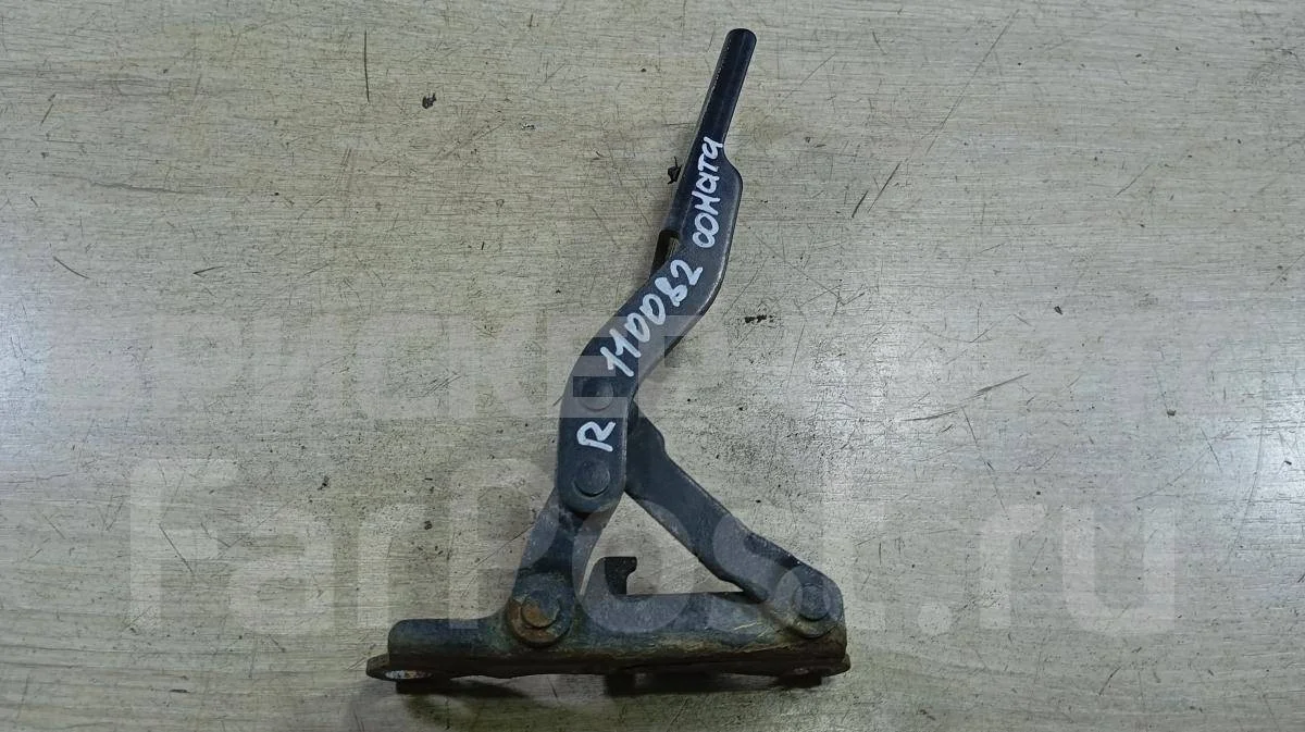 Петля капота правая Хендай Соната 4  (EF)