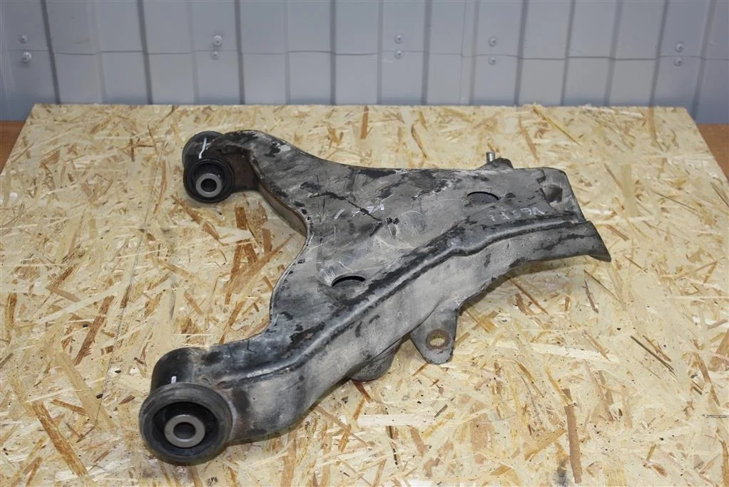 Б.у. рычаг MITSUBISHI PAJERO V65W MITSUBISHI PAJERO V65W