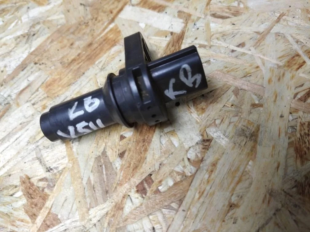 Б.у. датчик коленвала INFINITI M37 Y51 INFINITI M37 Y51