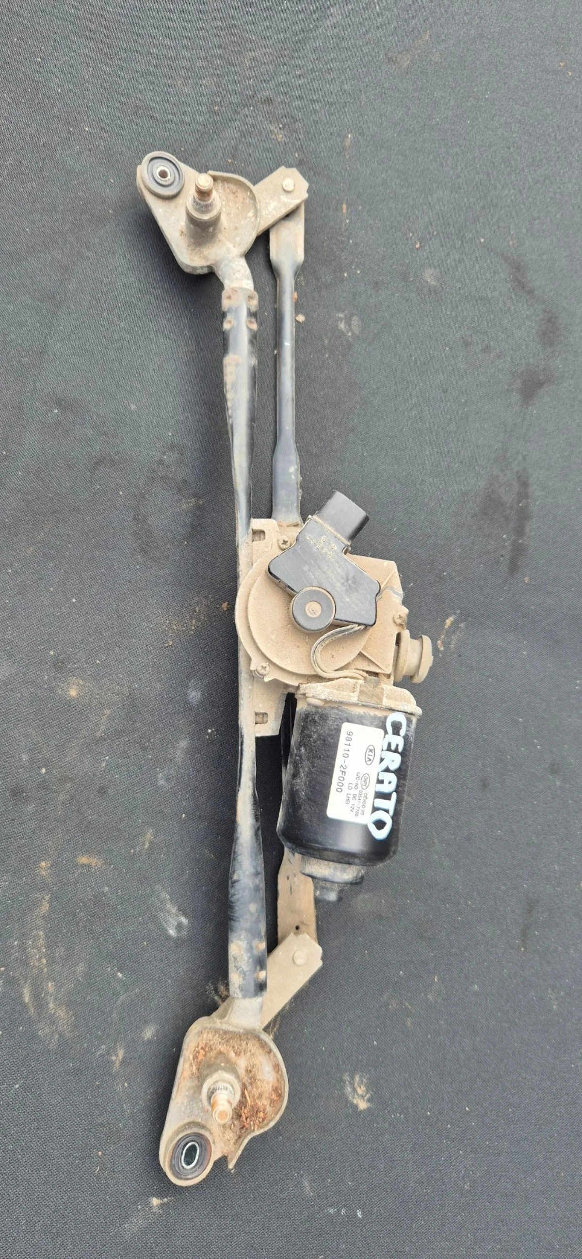 Трапеция стеклоочистителей Kia Cerato 2004-2008