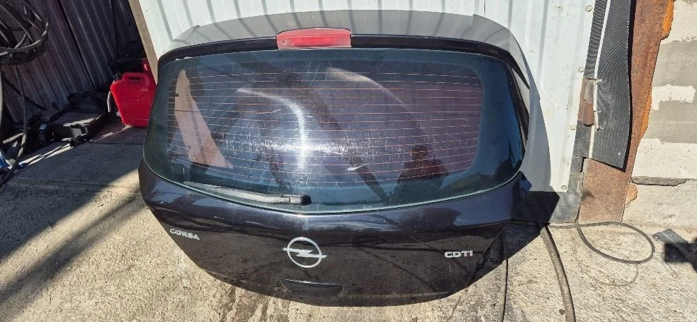 Дверь багажника со стеклом Opel Corsa D 2006-2015