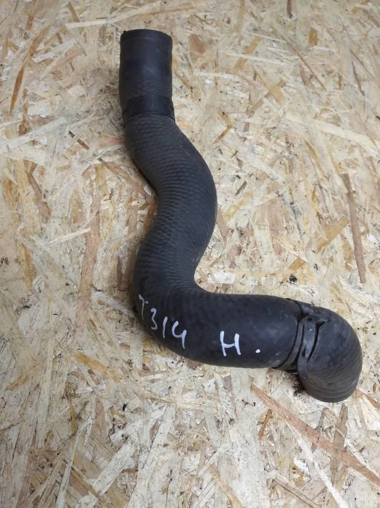 Б.у. патрубок радиатора NISSAN X-TRAIL T31 NISSAN X-TRAIL T31