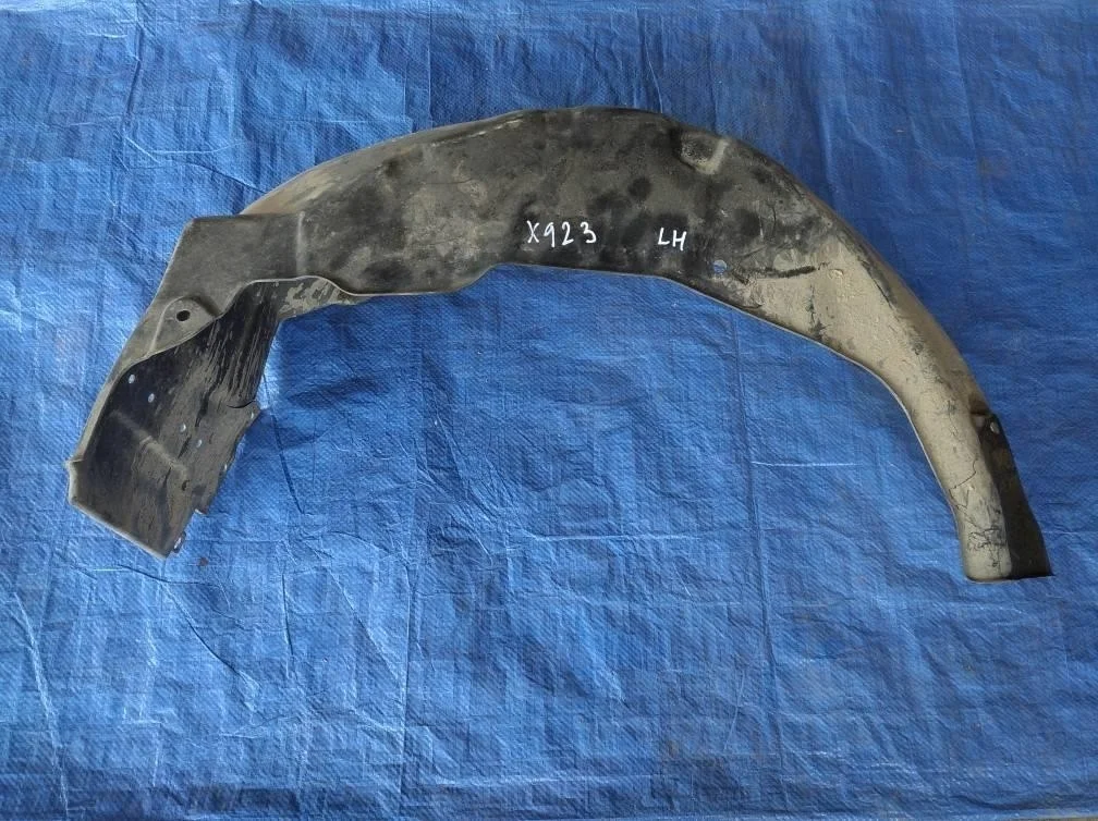 Б.у. подкрылок SUZUKI  XL7 JA627 SUZUKI XL7 JA627
