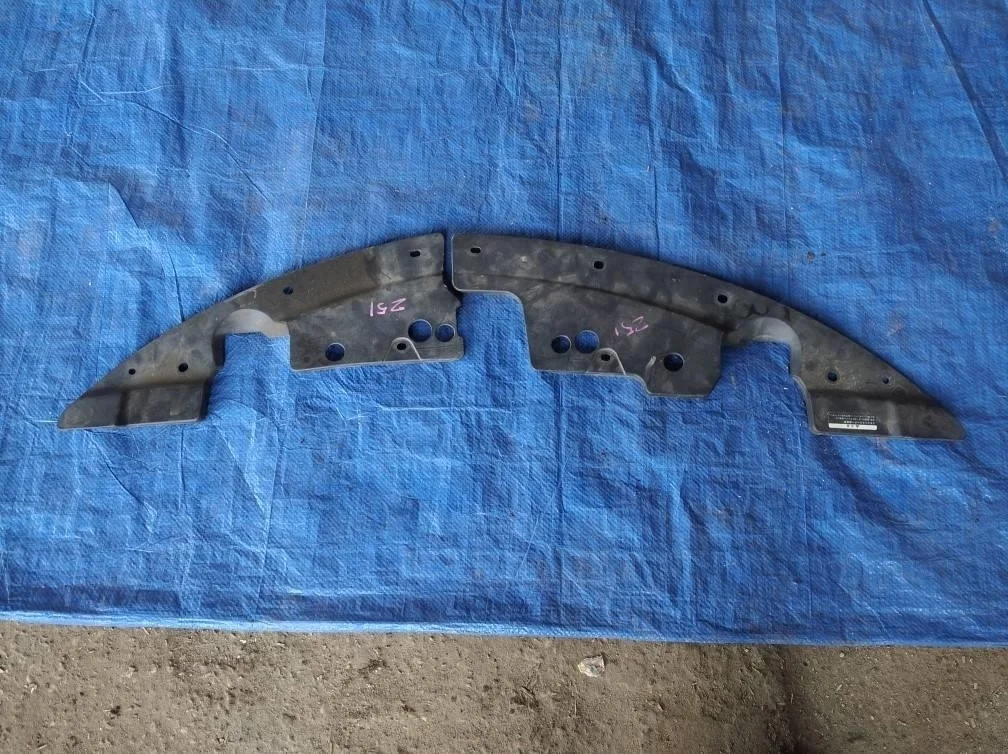 Б.у. накладка на панель радиатора NISSAN MURANO Z51 NISSAN MURANO Z51