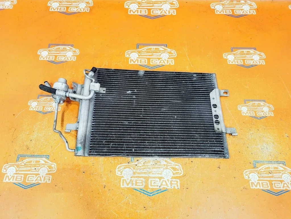 Радиатор кондиционера Mercedes-Benz