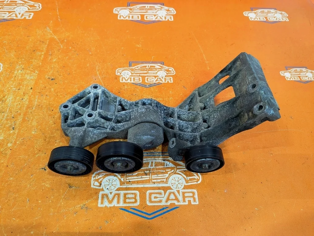 Натяжитель ремня Mercedes-Benz