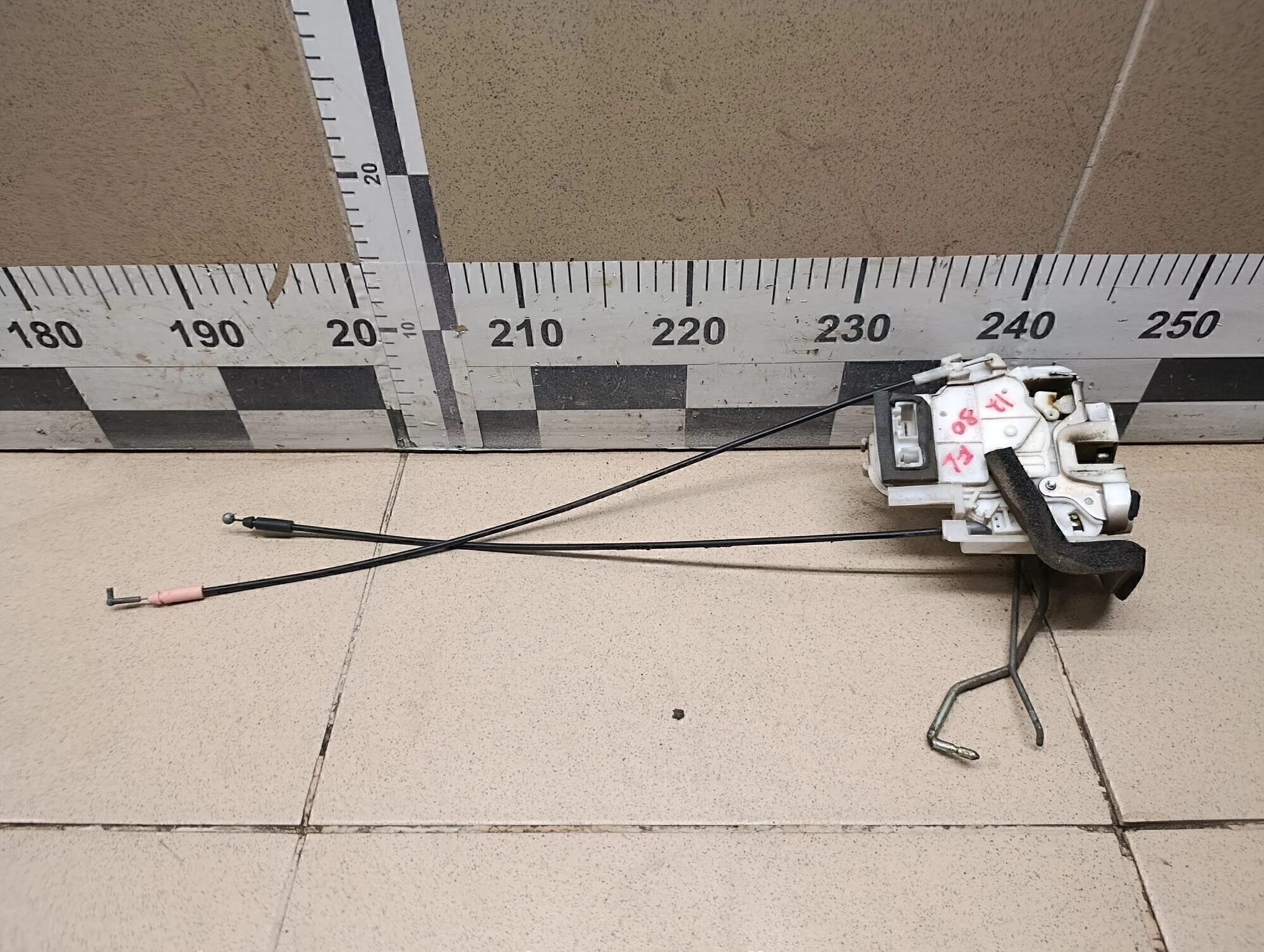 Замок двери передней левой Forester (S12) 2008-2012