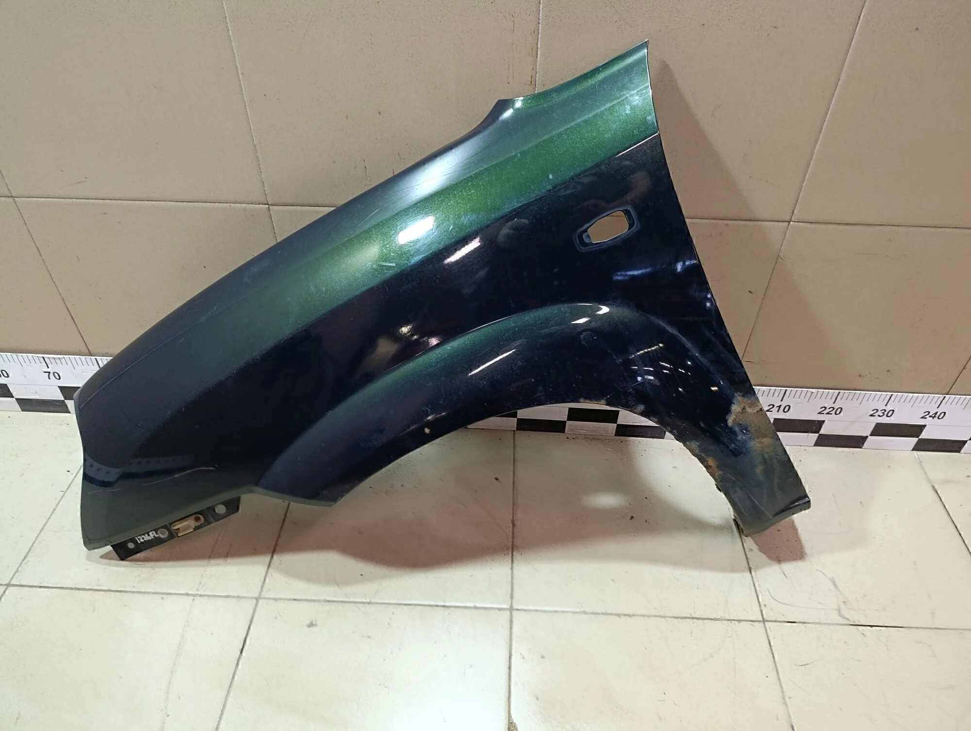 Крыло переднее левое Tucson 2004-2010