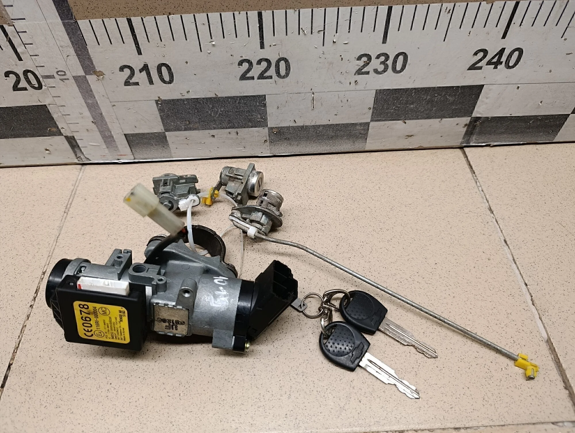 Замок зажигания Aveo (T200) 2003-2008