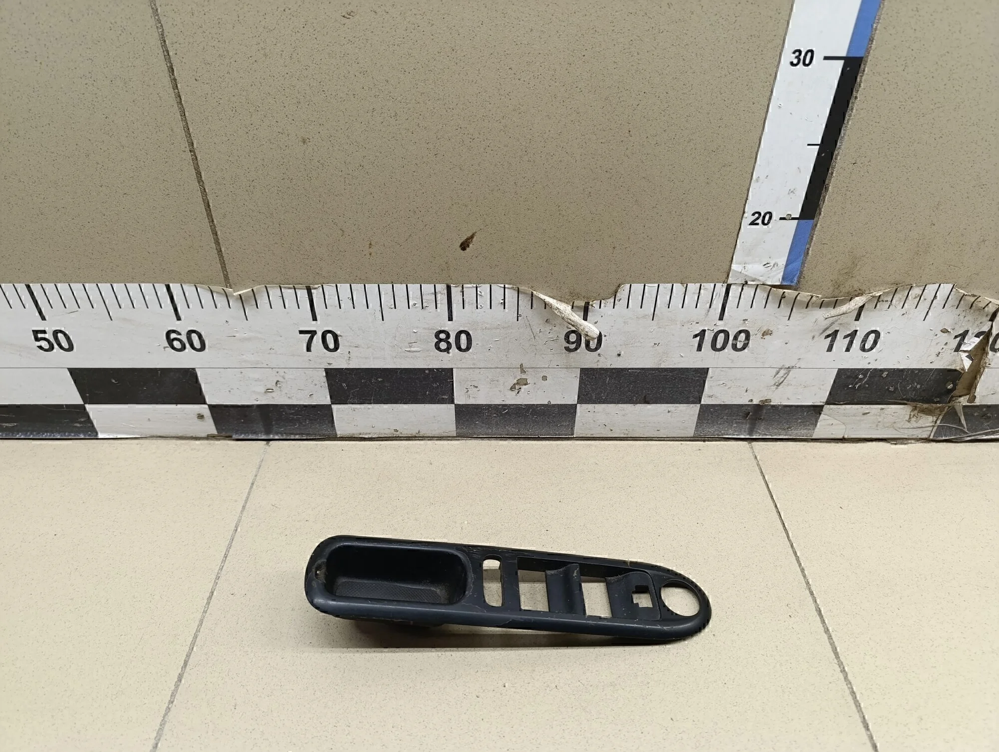 Накладка на дверь 407 2004-2010