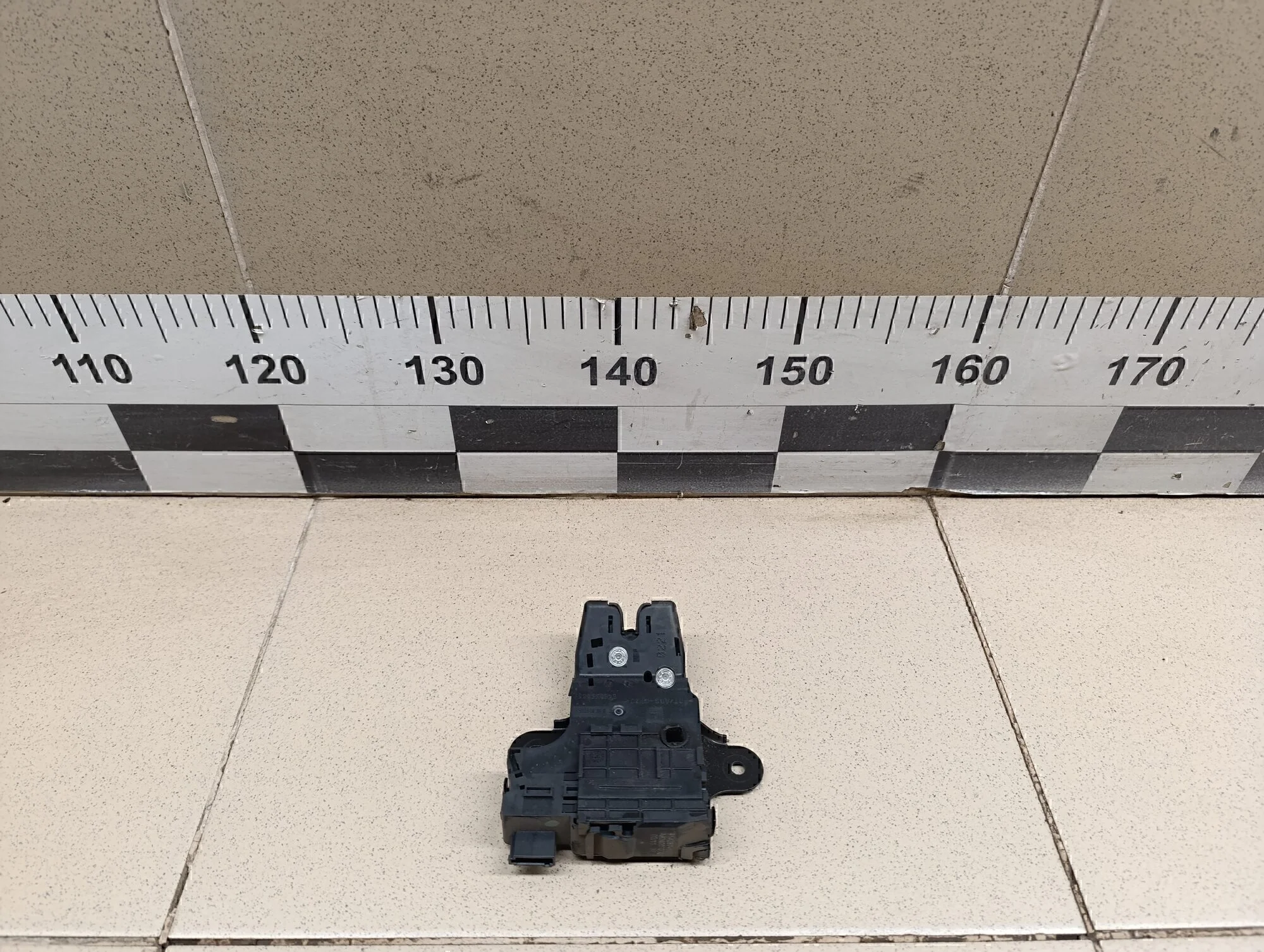 Замок багажника Cruze 2009-2016