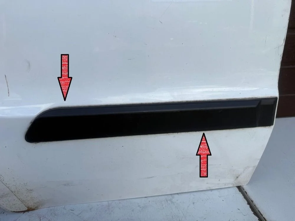 Молдинг двери средний Kia Soul I рестайлинг (2011—2014)