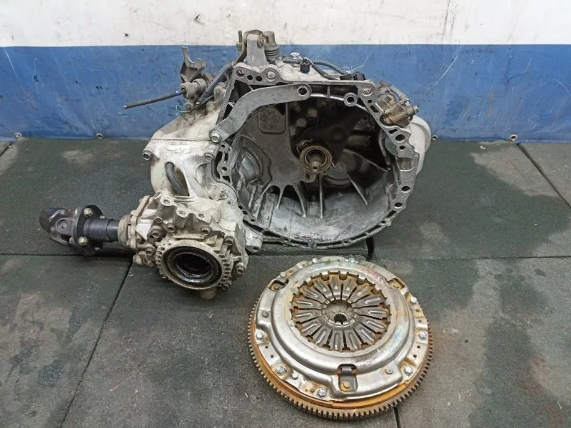 МКПП Nissan X-Trail 2006 32010EQ000 NT30 2.0 QR20DE 4WD