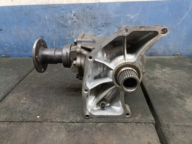 Раздатка Nissan Murano 2008 33100CN200 Z50 3.5 VQ35DE 4WD, передняя